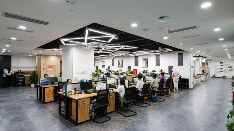 职场白领提升管理技能，课程报价背后的考量因素